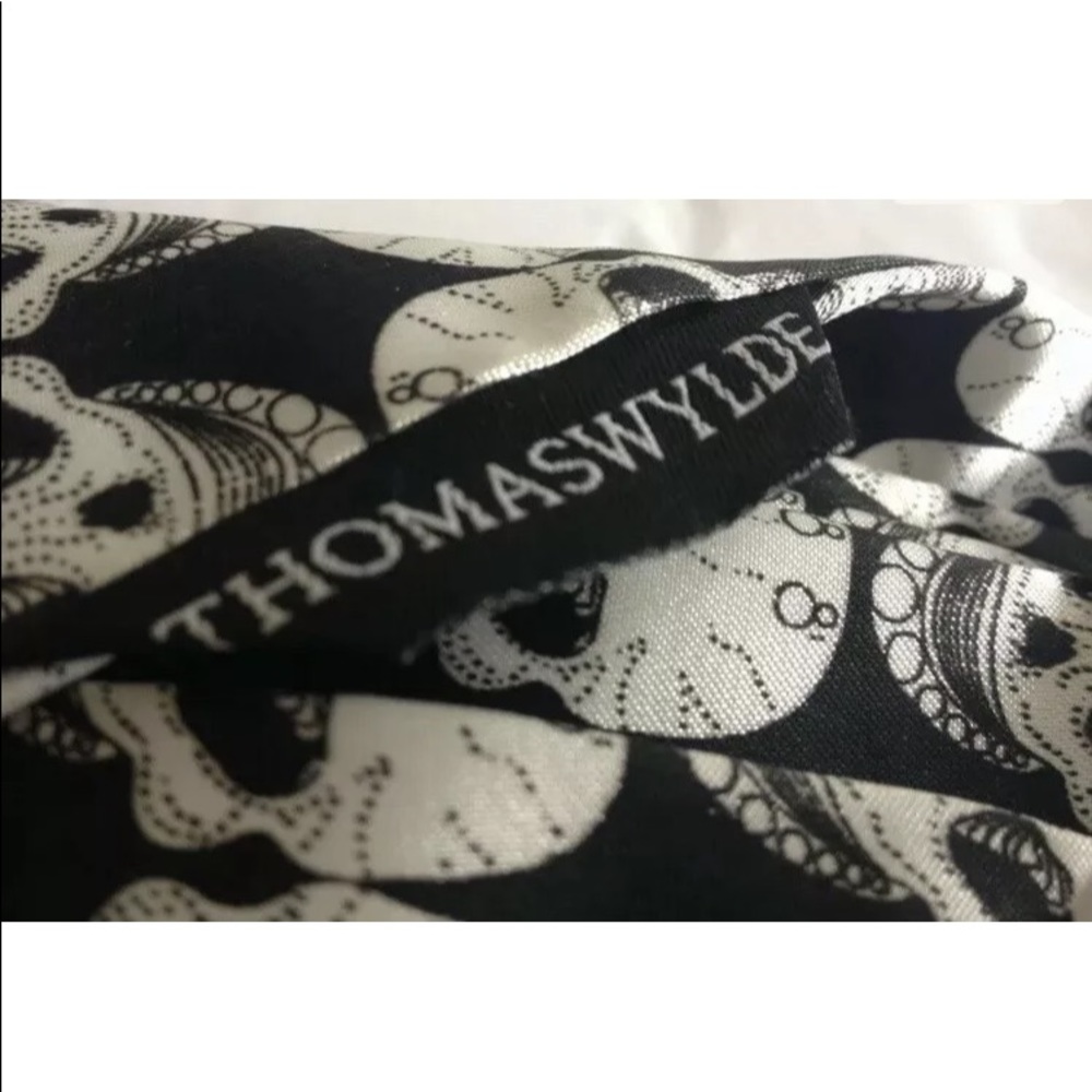 Thomas Wylde Skull Scarf View 3